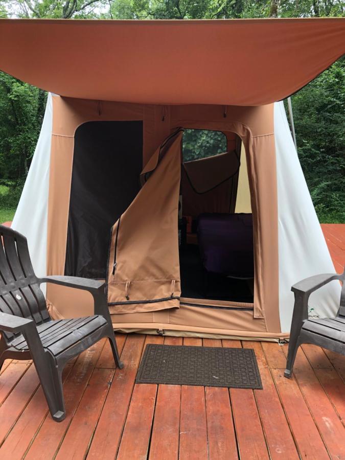 Glampin' In Style-Broken Bow Hotel Exterior photo