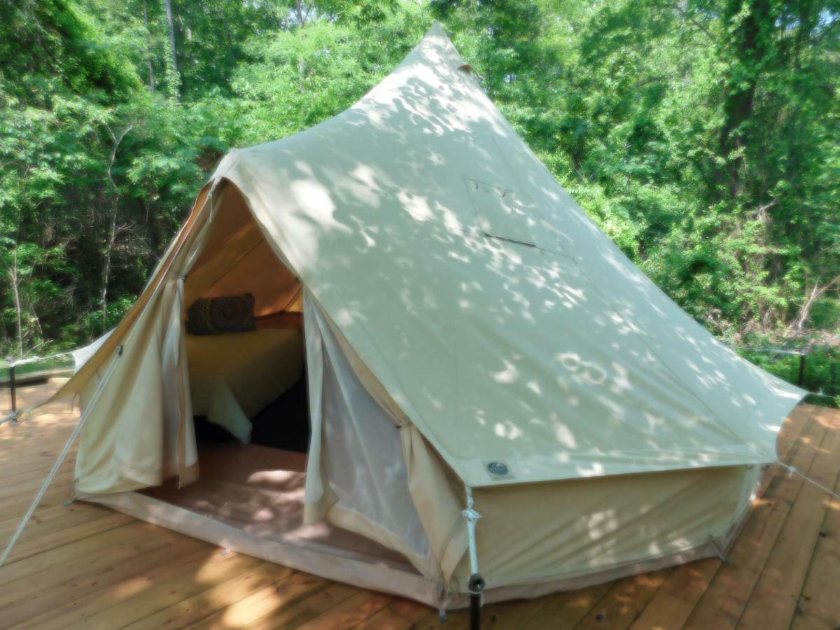 Glampin' In Style-Broken Bow Hotel Exterior photo