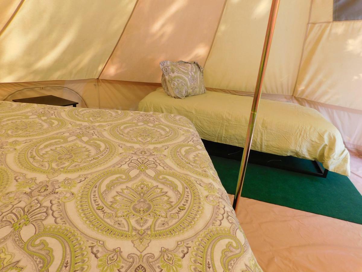 Glampin' In Style-Broken Bow Hotel Exterior photo
