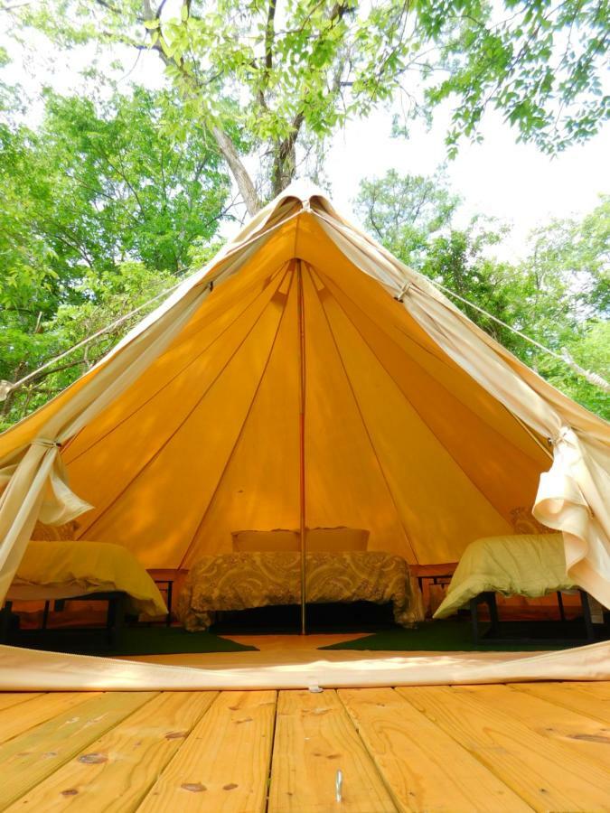 Glampin' In Style-Broken Bow Hotel Exterior photo