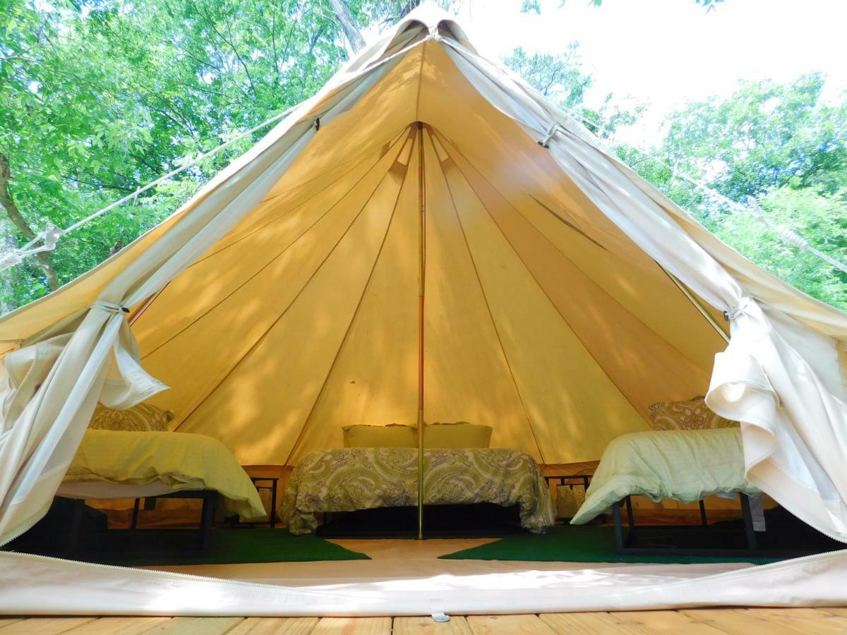 Glampin' In Style-Broken Bow Hotel Exterior photo