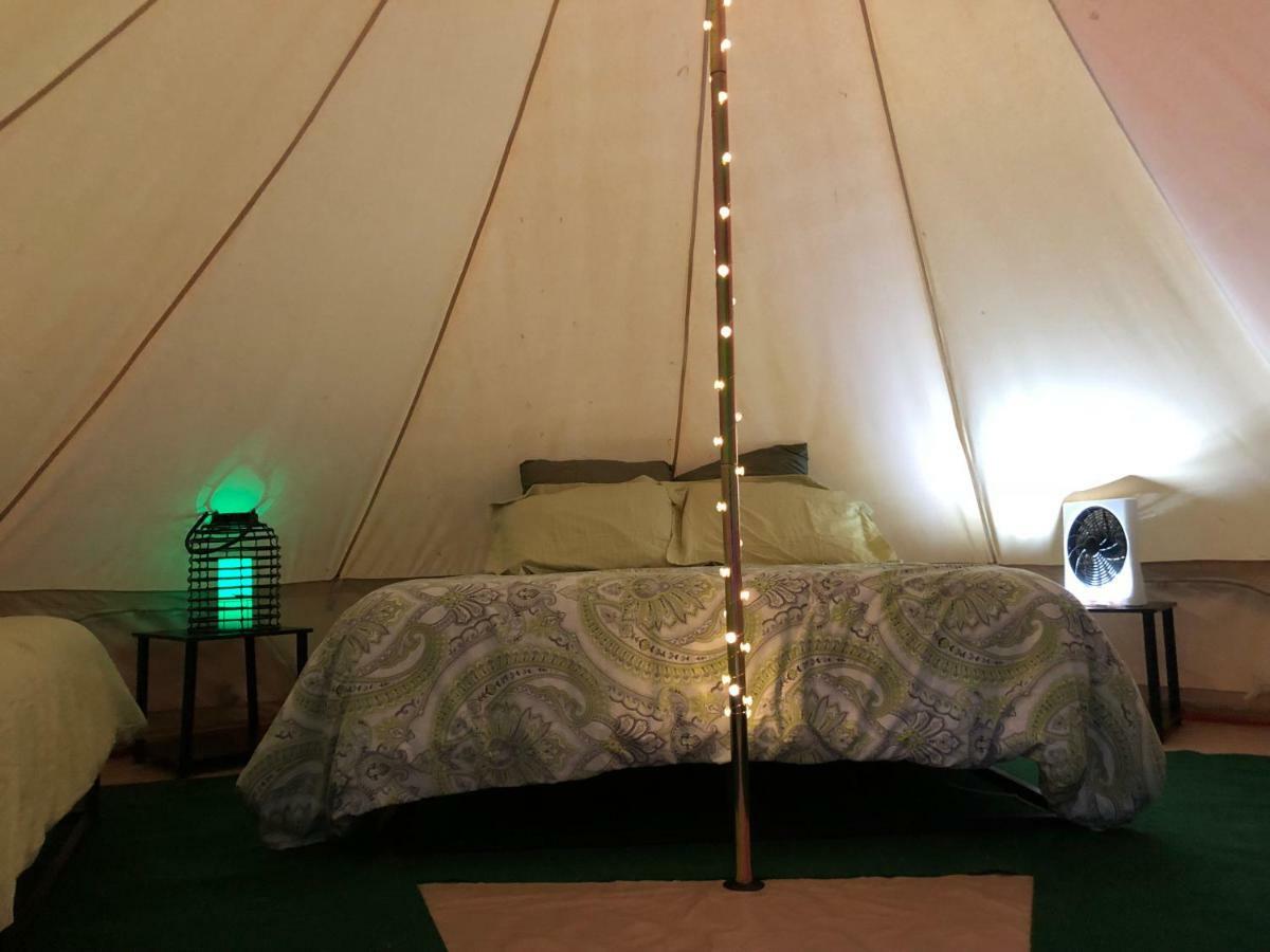 Glampin' In Style-Broken Bow Hotel Exterior photo