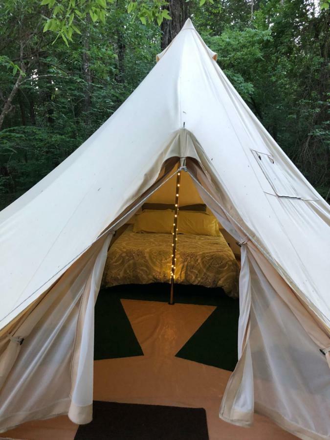 Glampin' In Style-Broken Bow Hotel Exterior photo