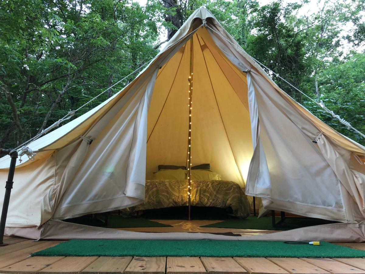 Glampin' In Style-Broken Bow Hotel Exterior photo