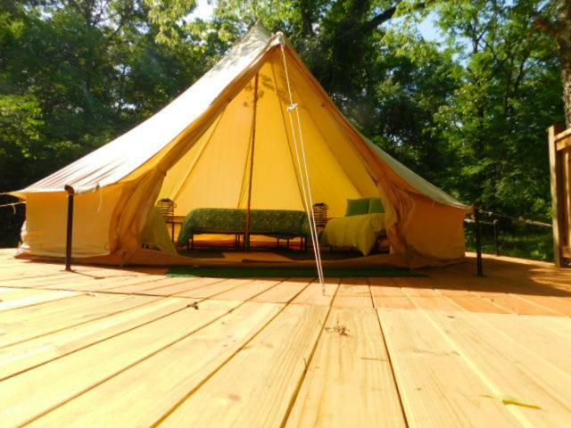 Glampin' In Style-Broken Bow Hotel Exterior photo